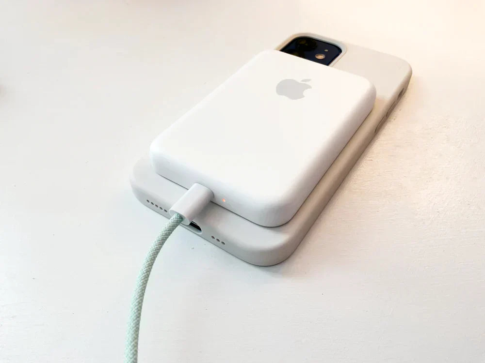 SG iPhone MagSafe Wireless Powerbank | All iPhone Compatible